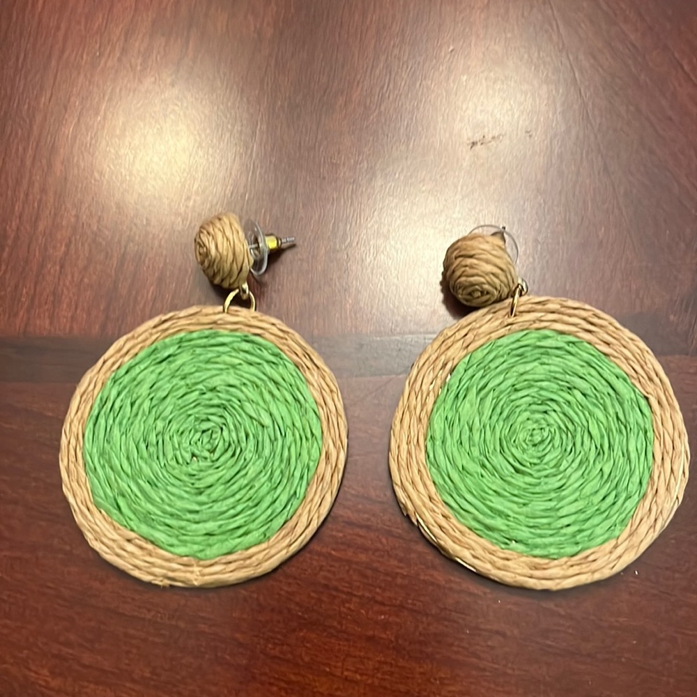 Woven Earrings Beige and Green -New